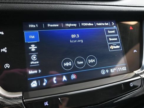 Used 2023 Cadillac XT6 Sport w/ Technology Package AWD/4WD image 17