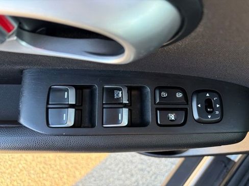 Used 2018 Kia Soul w/ Convenience Package image 8