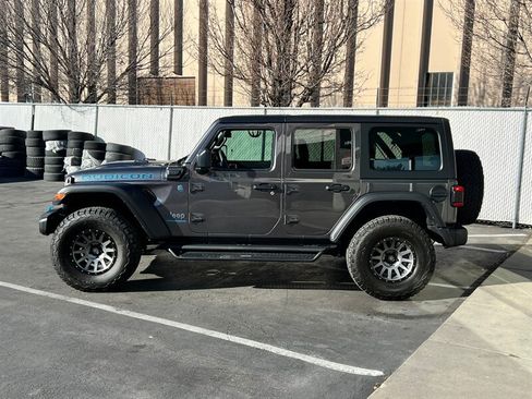 Used 2023 Jeep Wrangler Unlimited Rubicon 4xe image 4