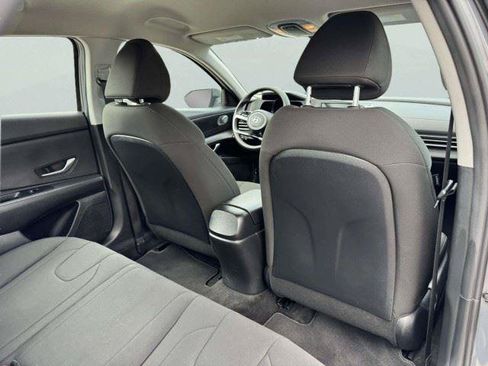 Used 2023 Hyundai Elantra SEL FWD image 50