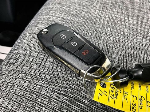 Used 2025 Ford F350 XLT w/ FX4 Off-Road Package image 10