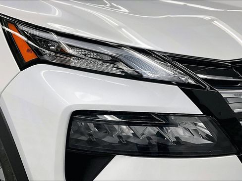 New 2025 Nissan Rogue SL image 42