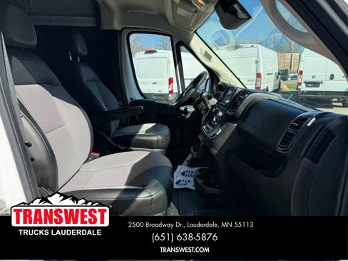 Used 2023 RAM ProMaster 2500 FWD image 7