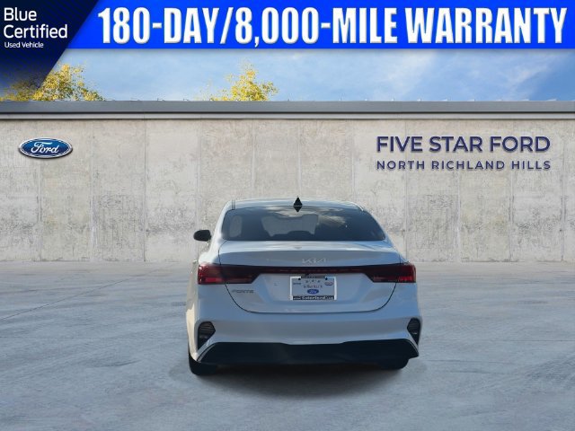 Used 2024 Kia Forte LXS w/ LXS Technology Package FWD image 9