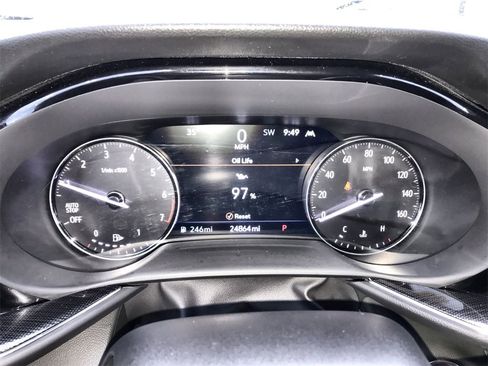 Used 2023 Buick Envision Essence image 15