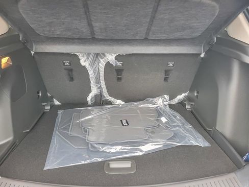 New 2026 Buick Encore GX Avenir w/ Avenir Technology Package AWD/4WD image 18