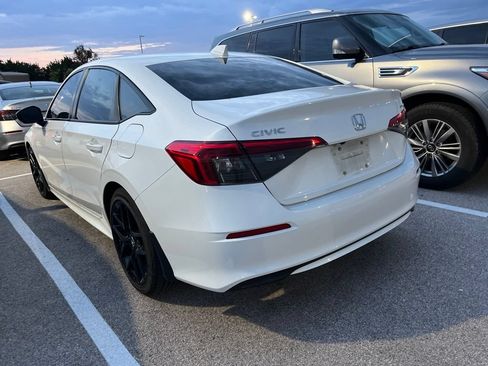Used 2022 Honda Civic Sport image 4
