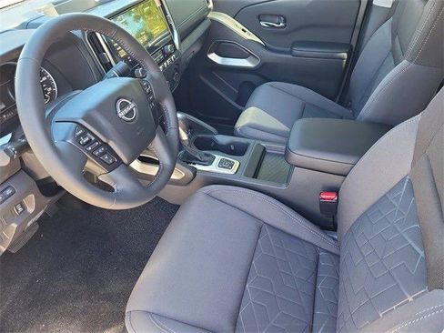 New 2026 Nissan Frontier SV w/ SV Convenience Package image 9