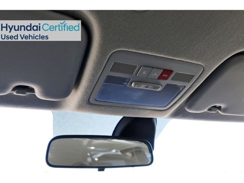 Certified 2022 Hyundai Venue Limited w/ Cargo Package FWD image 24