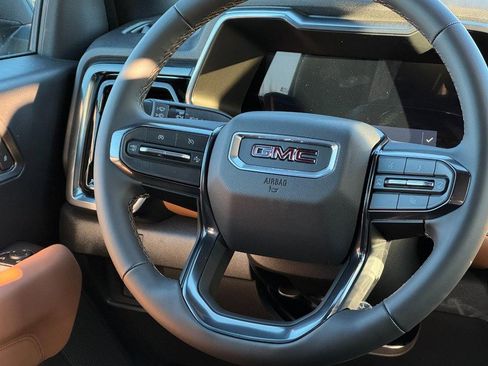 New 2026 GMC Canyon AT4 image 11