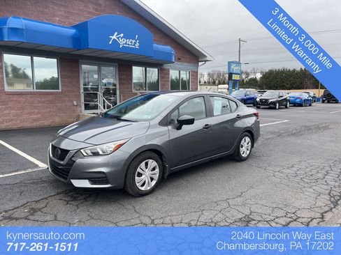 Used 2021 Nissan Versa S image 1