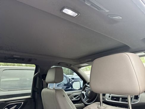 Used 2022 Chevrolet Tahoe LT w/ Luxury Package image 13