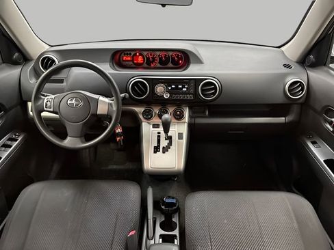 Used 2010 Scion xB image 12