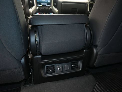 Used 2021 Chevrolet Silverado 1500 LT RWD image 18