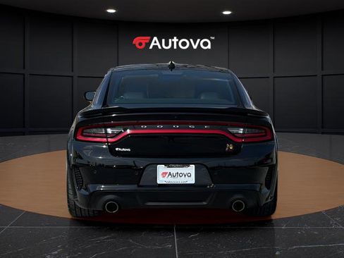 Used 2020 Dodge Charger Scat Pack RWD image 4