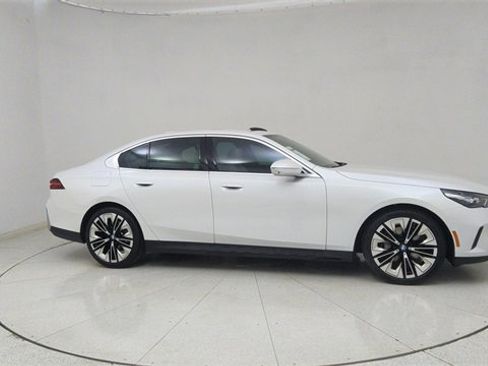 Used 2026 BMW 540i xDrive image 63