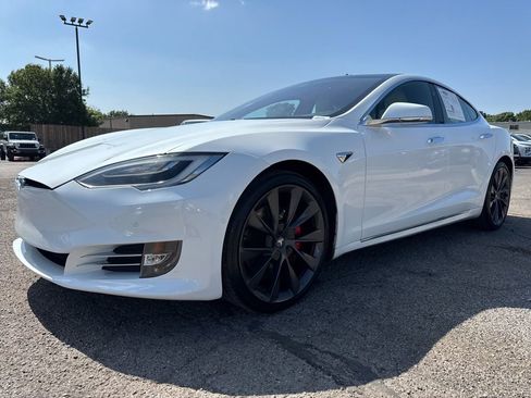 Used 2021 Tesla Model S Performance AWD/4WD image 3