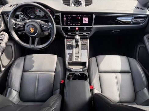 Certified 2023 Porsche Macan S AWD/4WD image 24