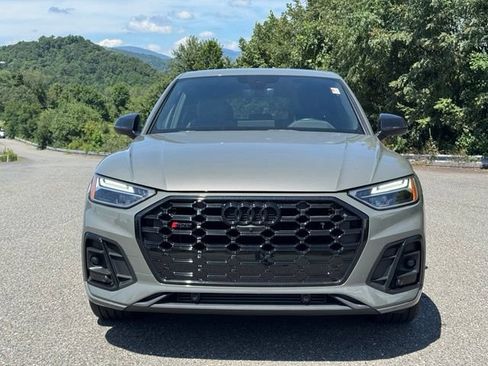 Used 2023 Audi SQ5 Premium Plus w/ Premium Plus Package AWD/4WD image 2