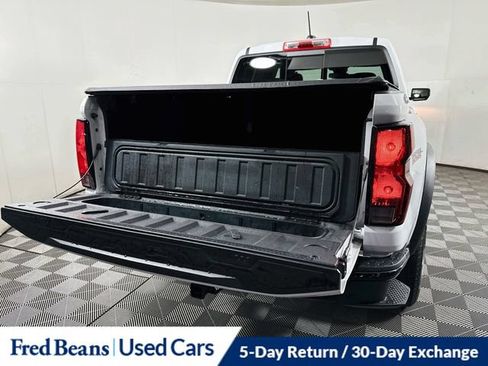 Used 2024 Chevrolet Colorado Trail Boss w/ Technology Package AWD/4WD image 41