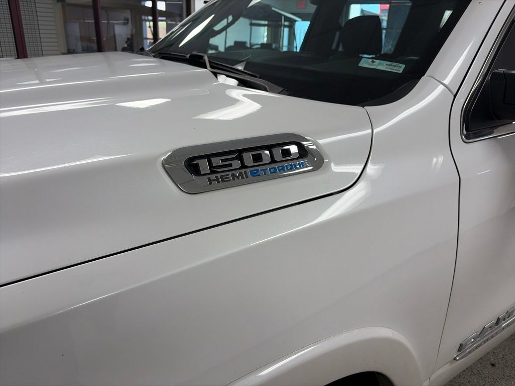 Used 2023 RAM 1500 Limited w/ Trailer Tow Group AWD/4WD image 6