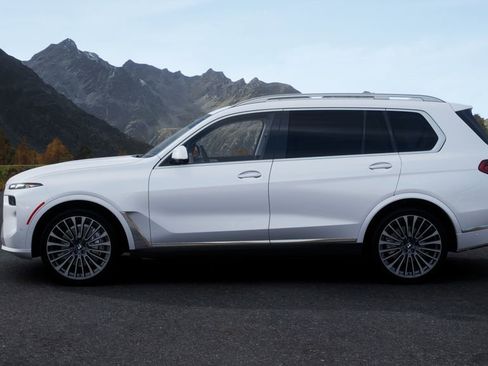 New 2026 BMW X7 xDrive40i image 4