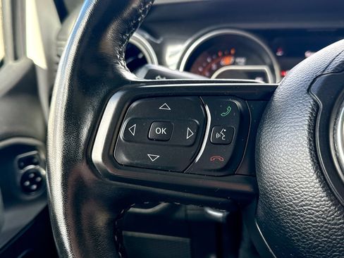 Used 2021 Jeep Wrangler Unlimited Sport image 39