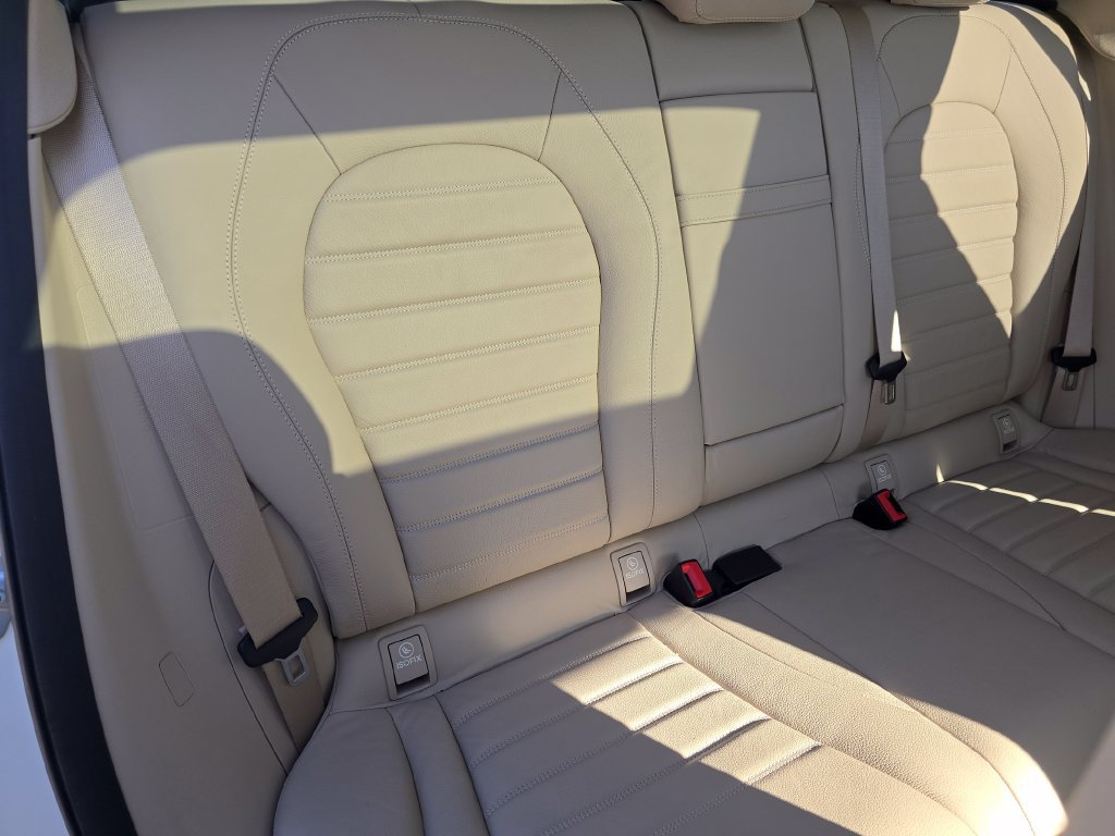 Used 2020 Mercedes-Benz GLC 300 4MATIC image 21