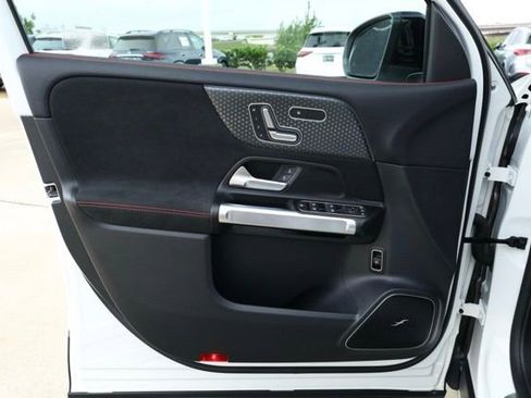 Certified 2025 Mercedes-Benz GLB 250 image 22