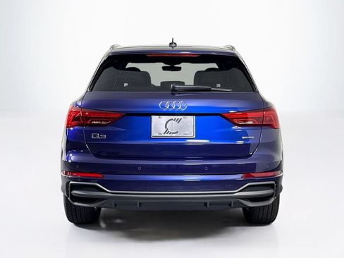 Certified 2025 Audi Q3 2.0T Premium w/ Convenience Package AWD/4WD image 4