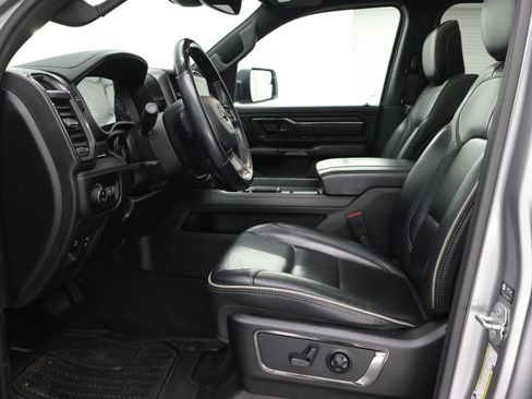 Used 2022 RAM 1500 Limited w/ Night Edition AWD/4WD image 8