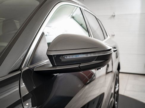 New 2025 Audi Q5 2.0T Premium Plus image 16