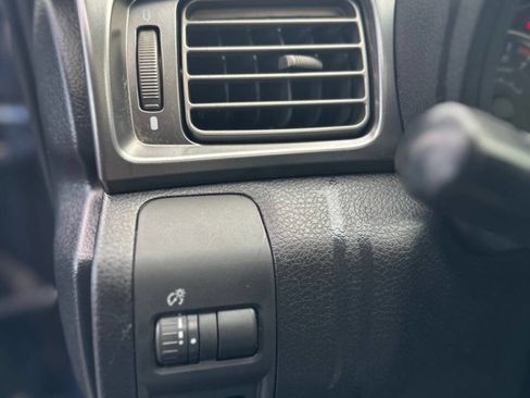 Used 2012 Subaru Forester 2.5X Limited image 14