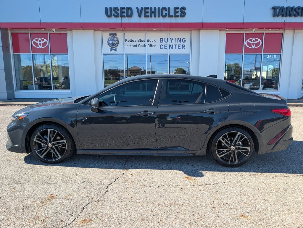 Used 2025 Toyota Camry XSE w/ Premium Plus Package FWD image 4