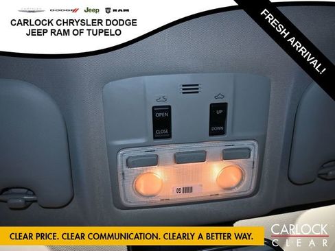 Used 2018 Toyota Corolla L image 23