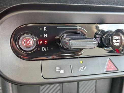 Certified 2025 MINI Cooper S FWD image 12