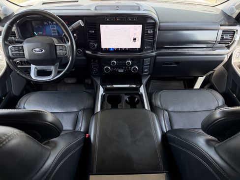 Used 2023 Ford F250 Lariat w/ Lariat Ultimate Package AWD/4WD image 16