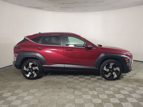 Used 2024 Hyundai Kona Limited AWD/4WD image 4