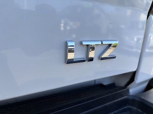 Used 2019 Chevrolet Silverado 3500 LTZ w/ Duramax Plus Package AWD/4WD image 12