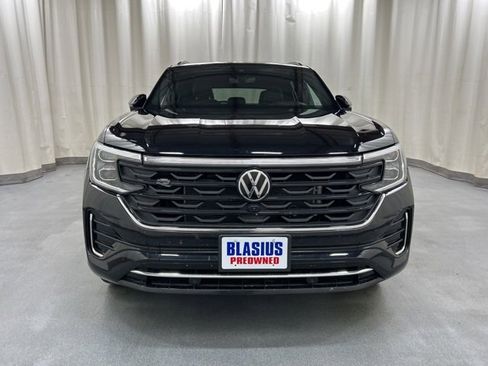 Used 2025 Volkswagen Atlas Cross Sport SEL Premium R-Line image 8
