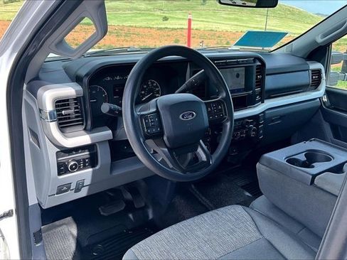Used 2023 Ford F350 XLT w/ FX4 Off-Road Package AWD/4WD image 18