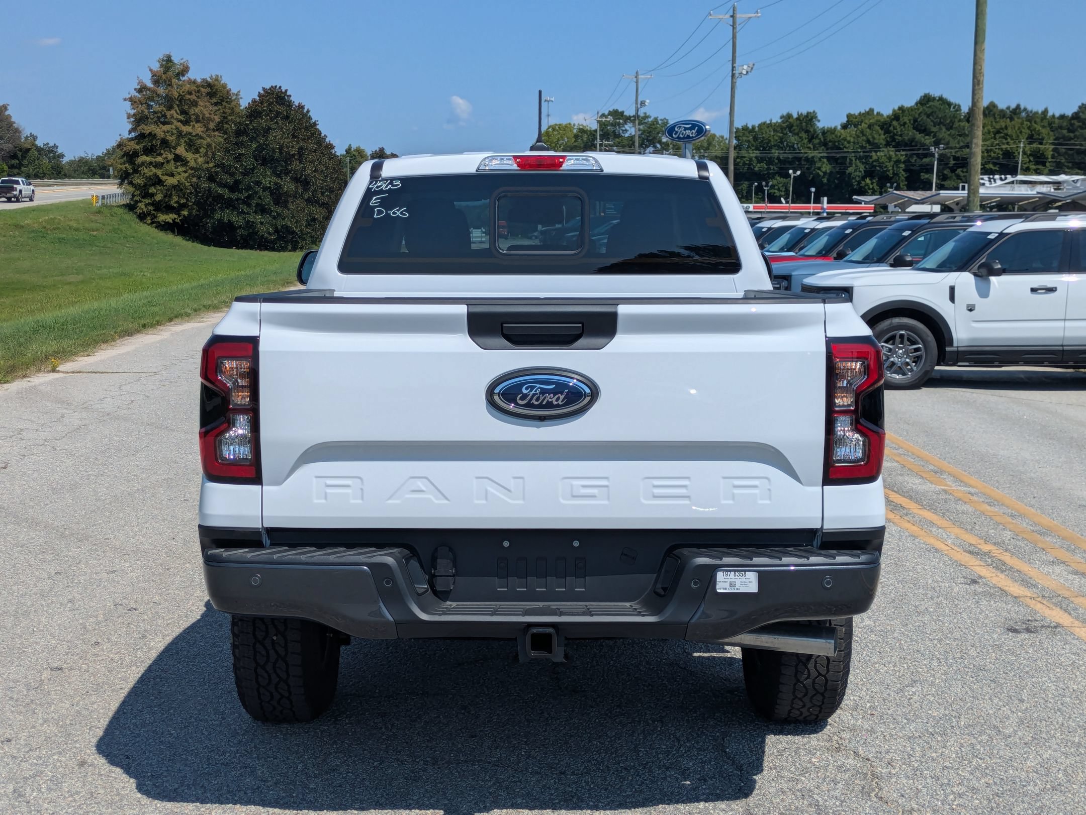New 2026 Ford Ranger XLT w/ Equipment Group 301A High AWD/4WD image 4