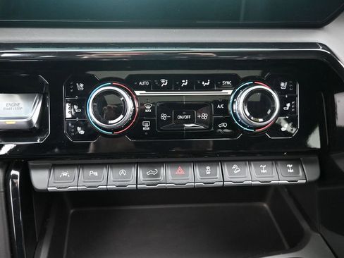 Used 2023 GMC Sierra 1500 AT4X image 19