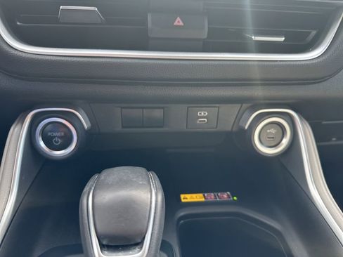 Used 2024 Toyota Grand Highlander XLE image 5