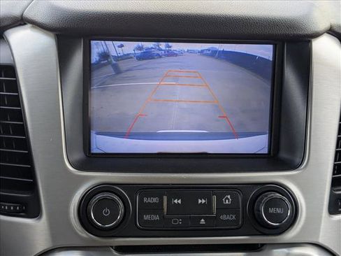 Used 2017 GMC Yukon SLT w/ Premium Edition image 13