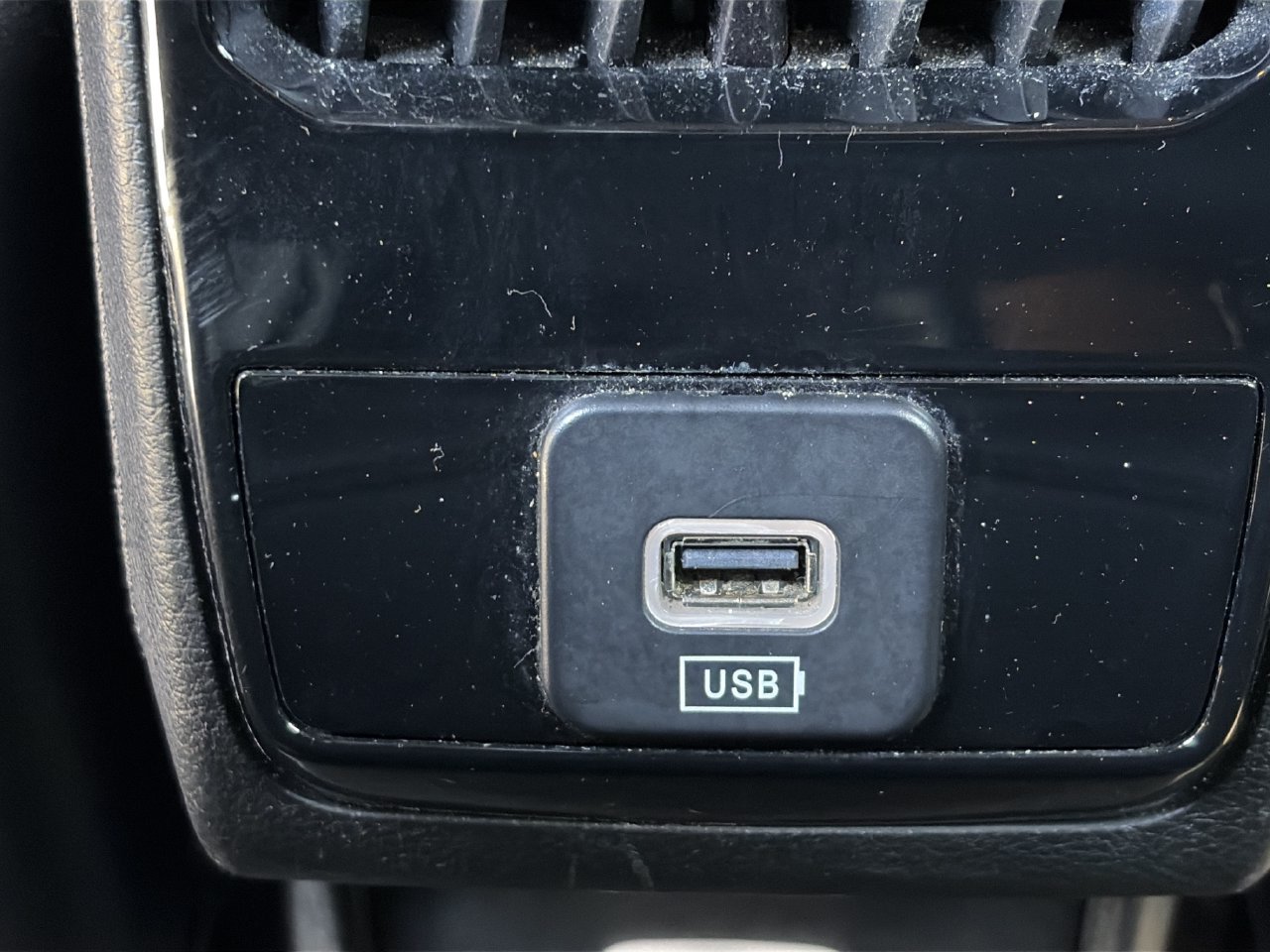Used 2024 Jeep Compass Trailhawk AWD/4WD image 28