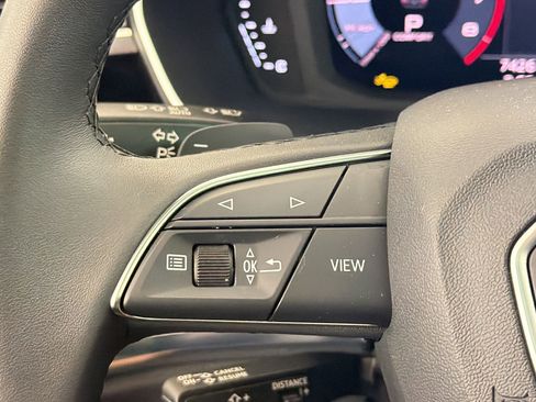 Certified 2025 Audi Q3 2.0T Premium w/ Convenience Package AWD/4WD image 16