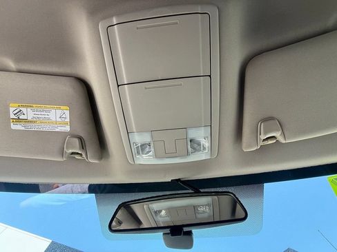 Used 2010 Ford F150 XLT RWD image 25