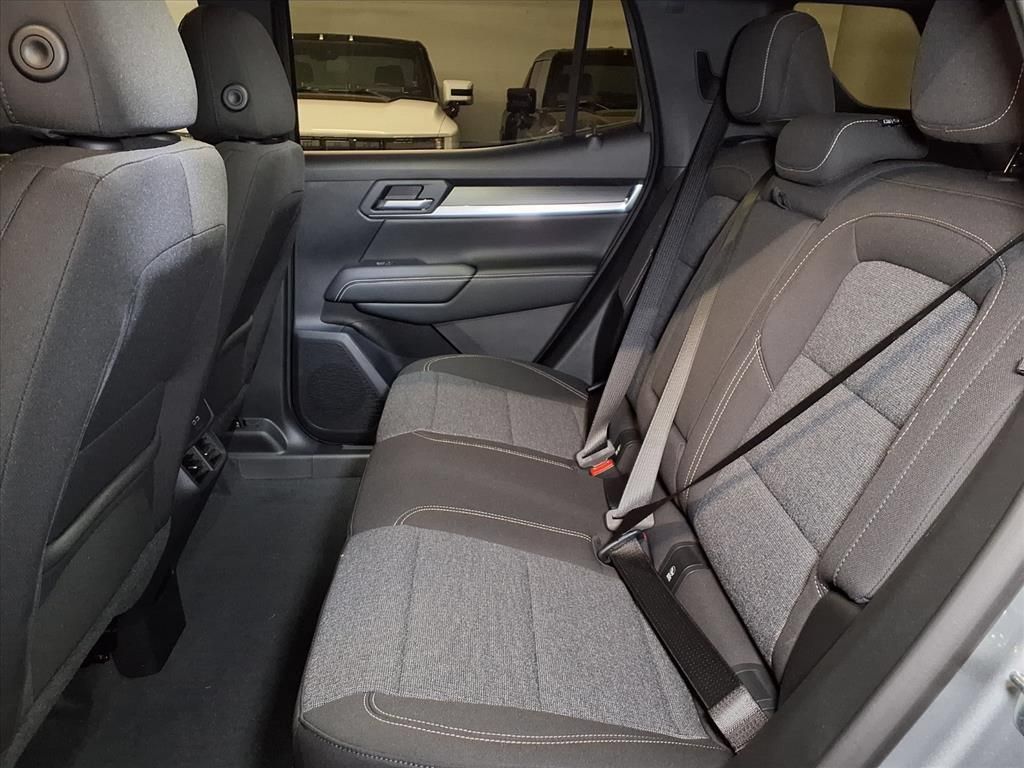 Used 2026 GMC Terrain Elevation w/ Black Edition FWD image 12