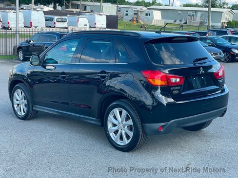 Used 2014 Mitsubishi Outlander Sport SE AWD/4WD image 6